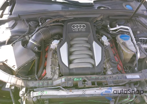 2010 Audi S5 4.2 Premium Plus z USA, uszkodzony, nr VIN WAUVVAFR2AA044190